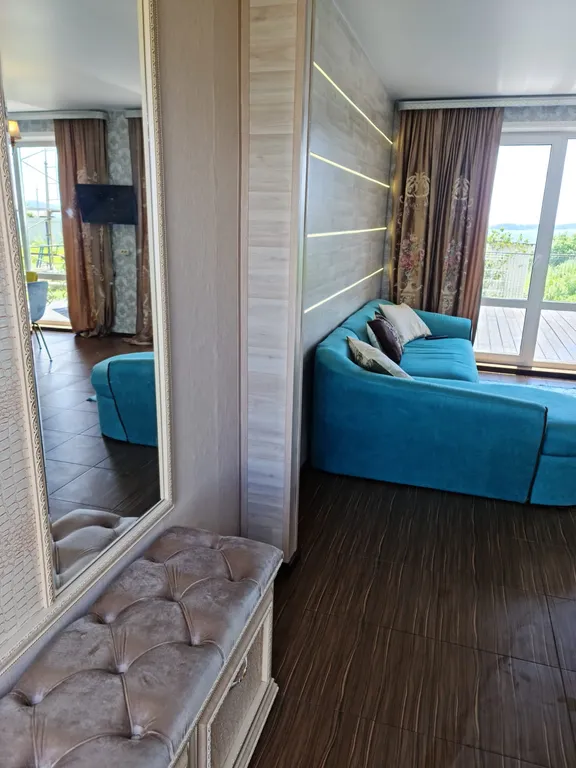 Дом Бархатная 2