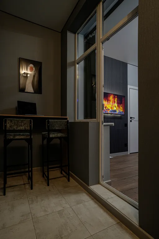 Luna Moscow — дизайнерская квартира с зеркальной мозаикой возле кровати