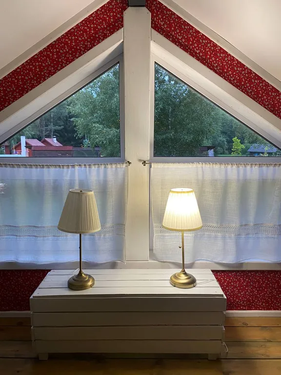 Изба Жигмонд - Архаичная Изба XIX века