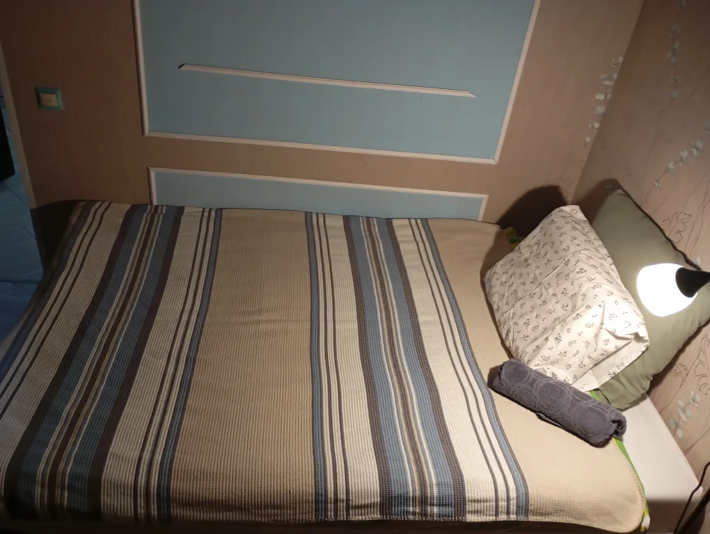 Бирюза, комната с ключом в частном доме