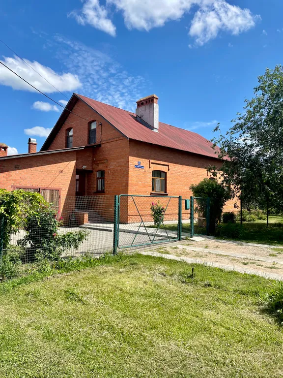 Просторные апартаменты с беседкой