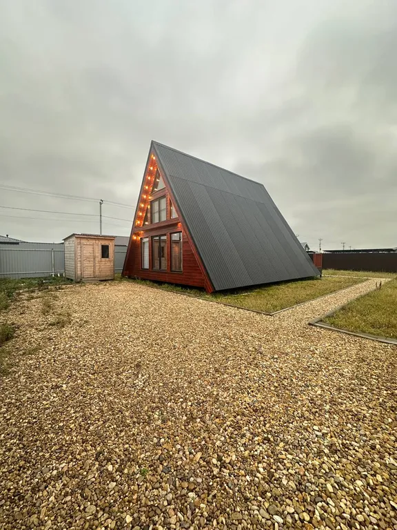 Уютный домик А-Фрейм с террасой и мангальной зоной