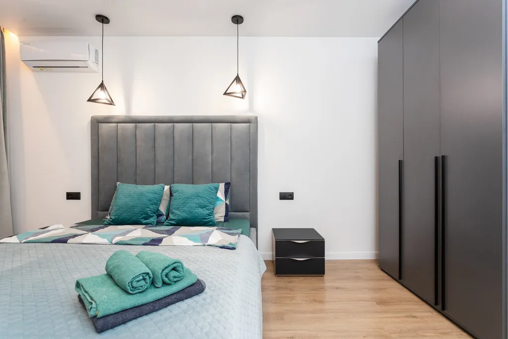 Уютная квартира с двумя балконами в центре рядом с Островом Канта