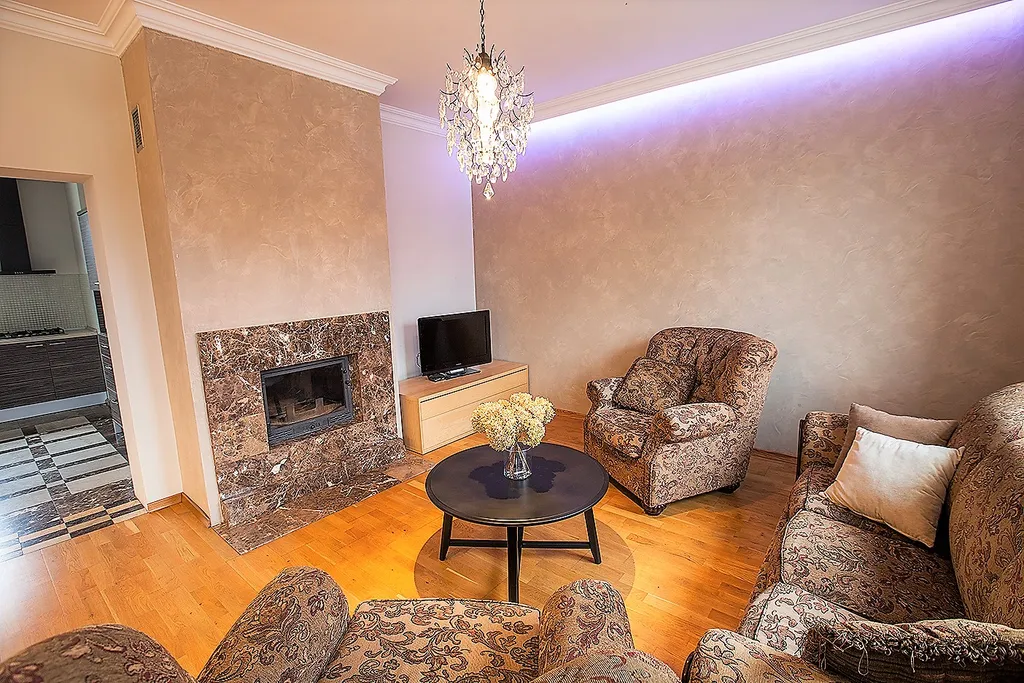 Гостевой Дом с прудом и огромной зеленой территорией