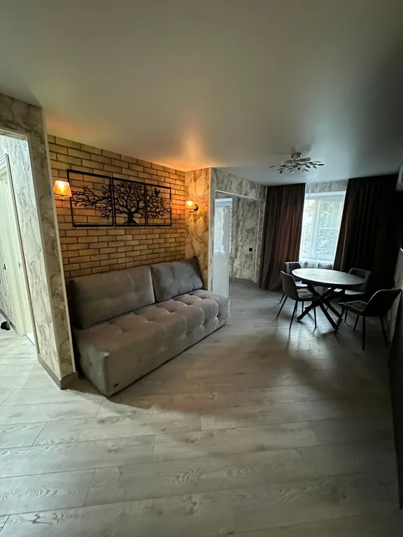 Квартира с дизайнерским ремонтом около ЖД Минеральные Воды