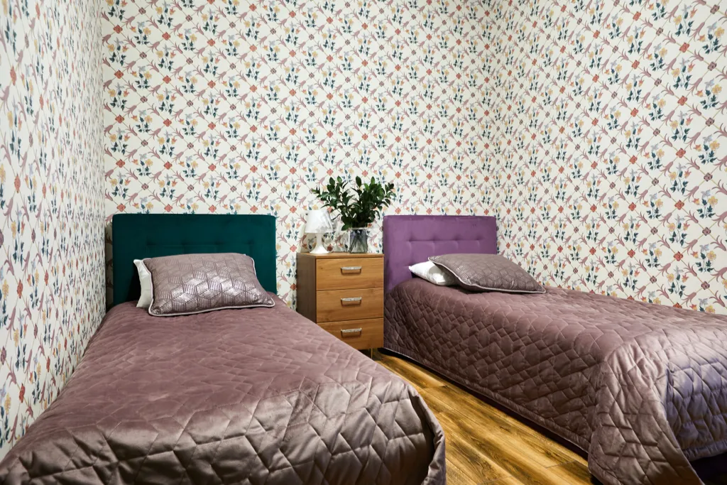 Большой коттедж с 5 спальнями, камином и террасой, Ромашка