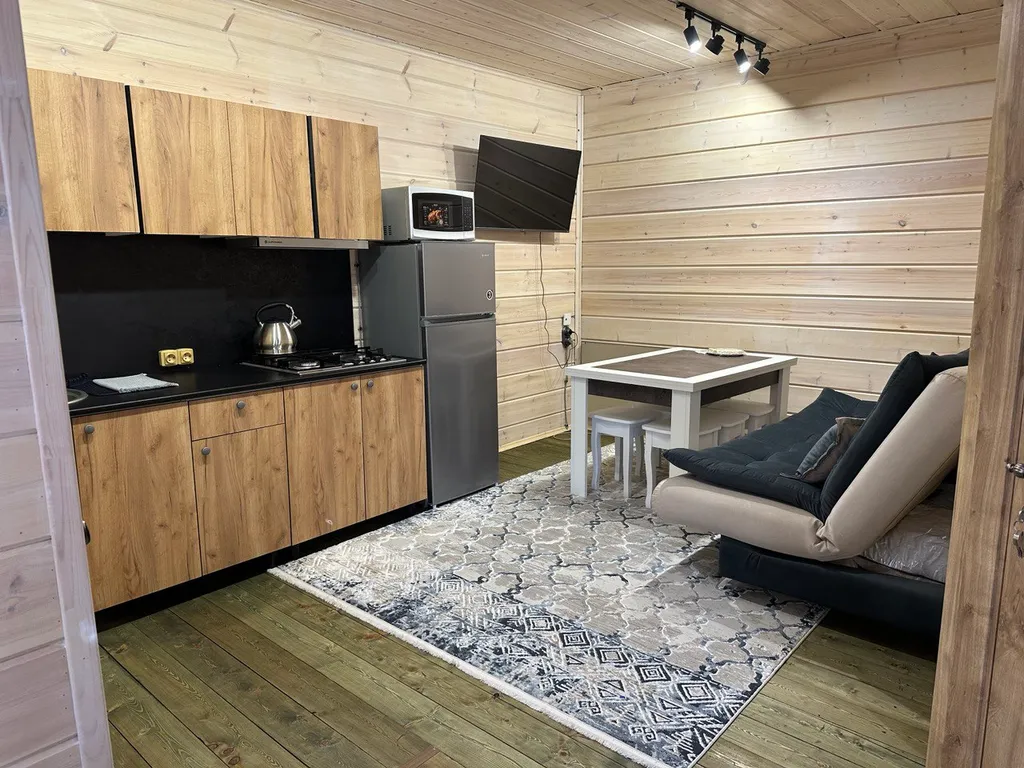 Коттедж Большой дом с тремя спальнями,  Дом 3 — аренда посуточно в Архыз