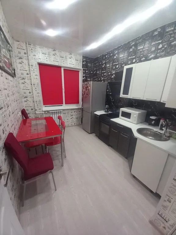 3-комнатная Квартира — аренда посуточно в Кировск