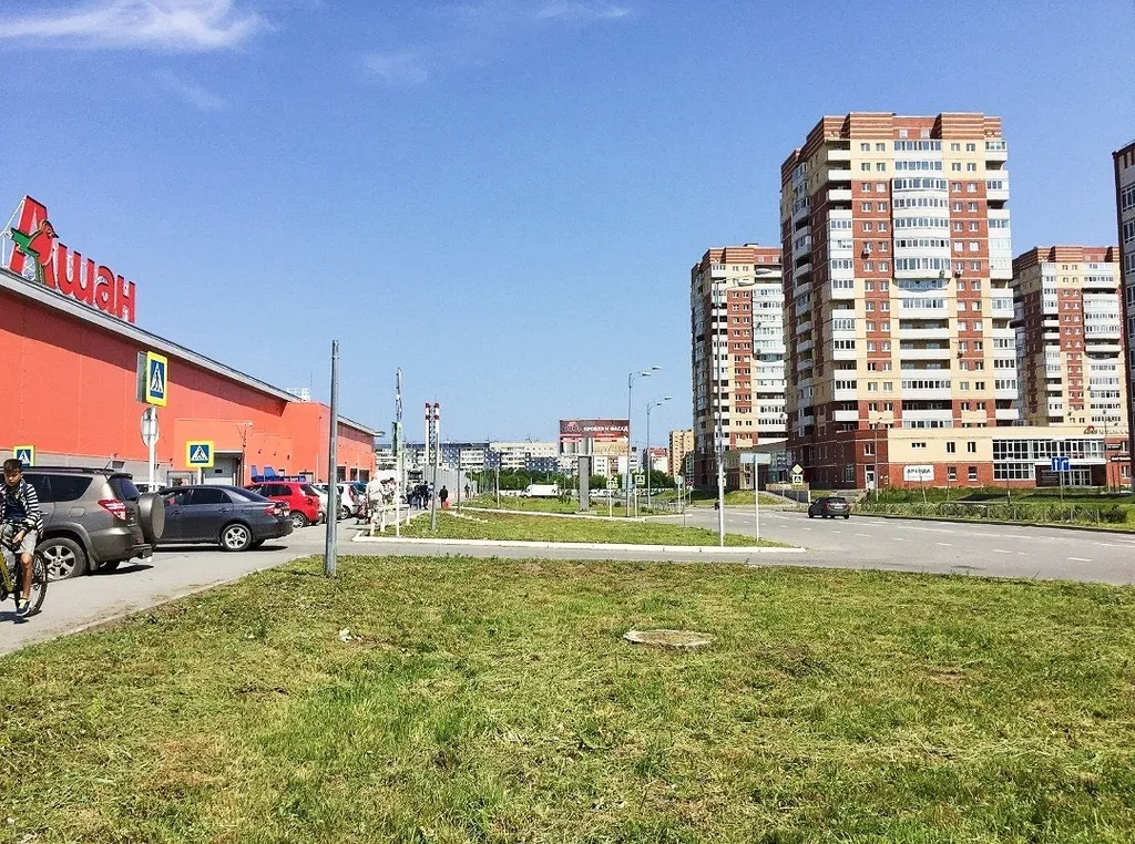 Квартира Квартира у ТЦ Кристалл — Тюмень
