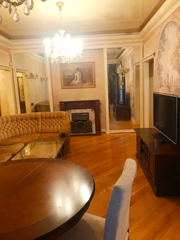 Квартира 3-комнатная Квартира — Москва