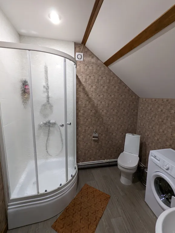 Коттедж Просторный коттедж на Судаковском озере — Ларионово