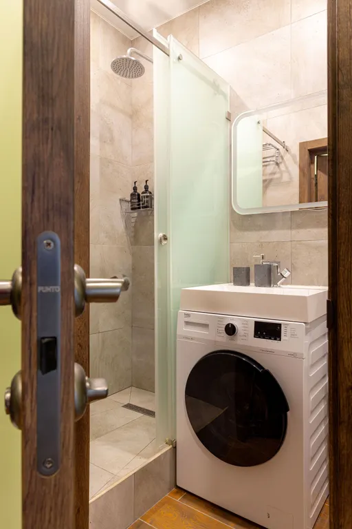 Апарт Hvoja в парке у Финского залива в доме с бассейном и сауной