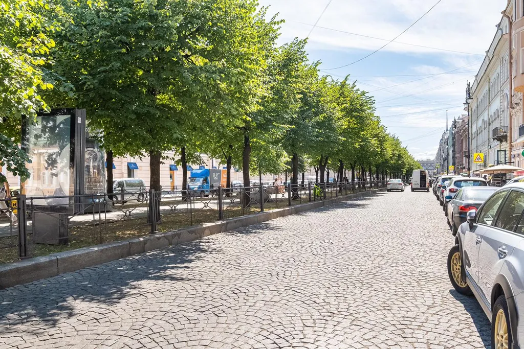 Стильная квартира с тремя спальнями и 2 санузлами у Спаса на Крови