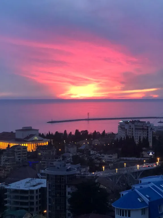 Современные апартаменты с уникальной крышей и потрясающими видами