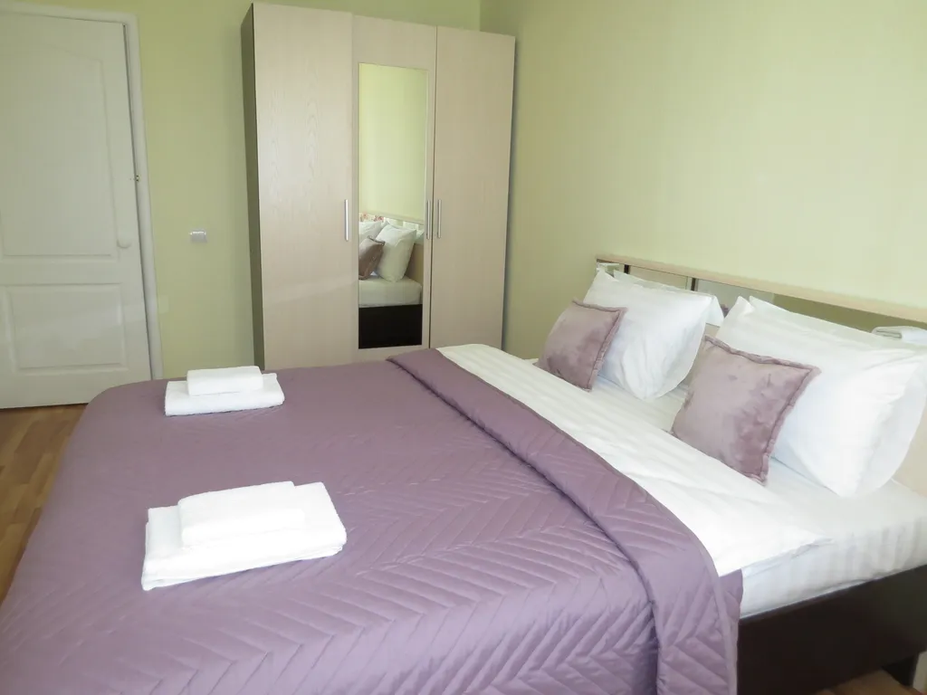 Квартира 2-комнатная светлая просторная квартира у метро Чкаловская — Екатеринбург