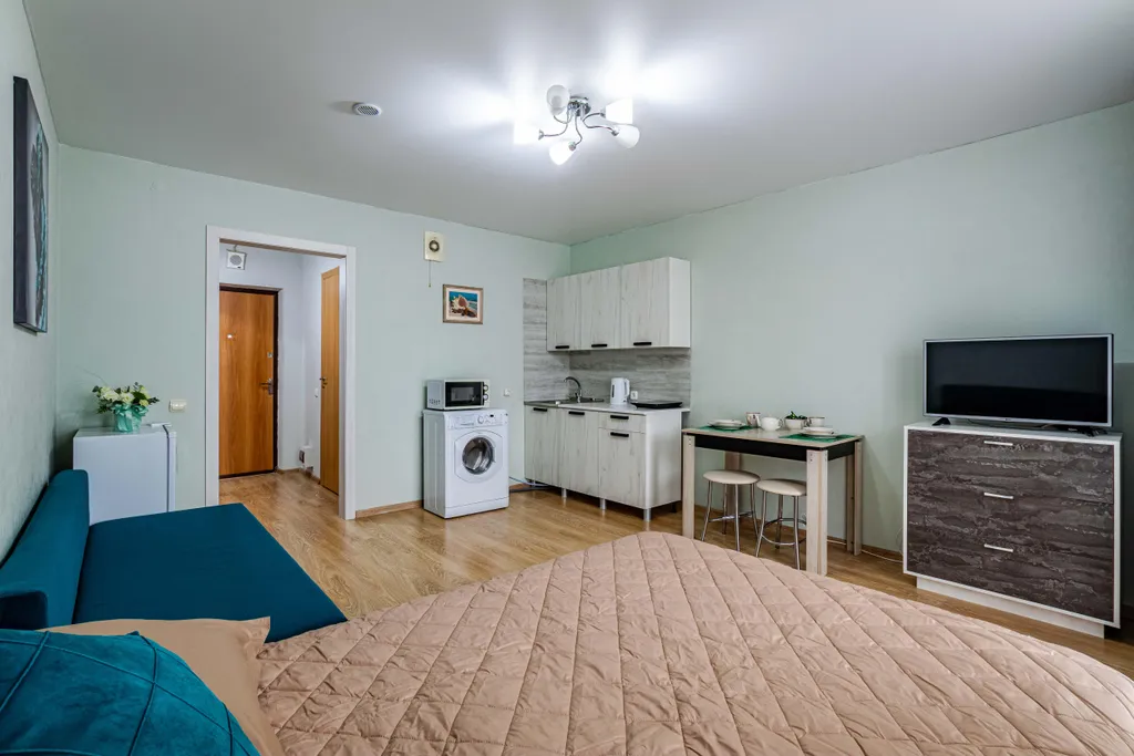 Квартира-студия с балконом