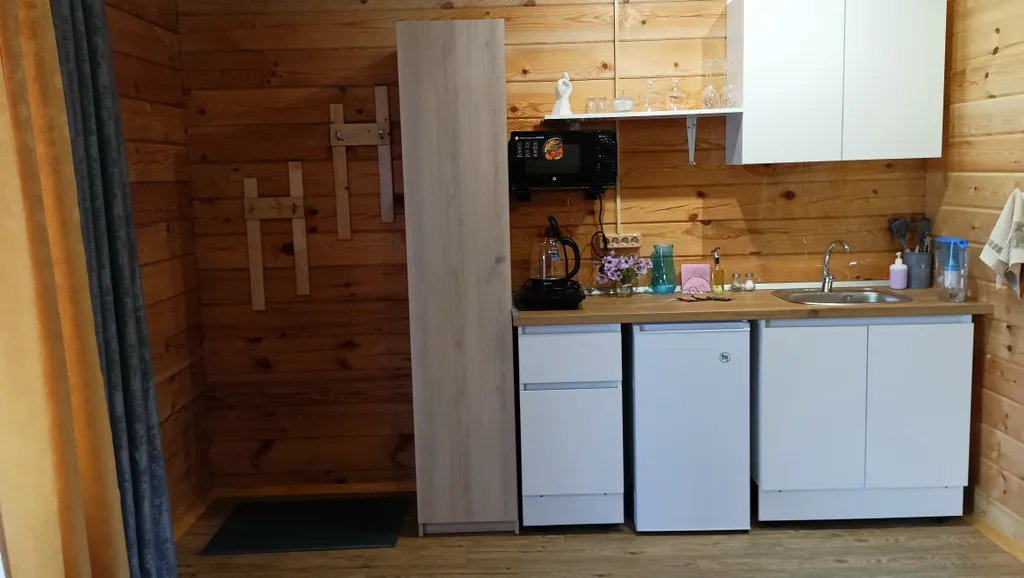 Дачка на поляне