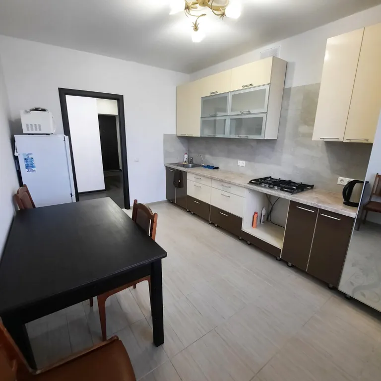 Уютная квартира  с хорошим ремонтом недалеко от Волги