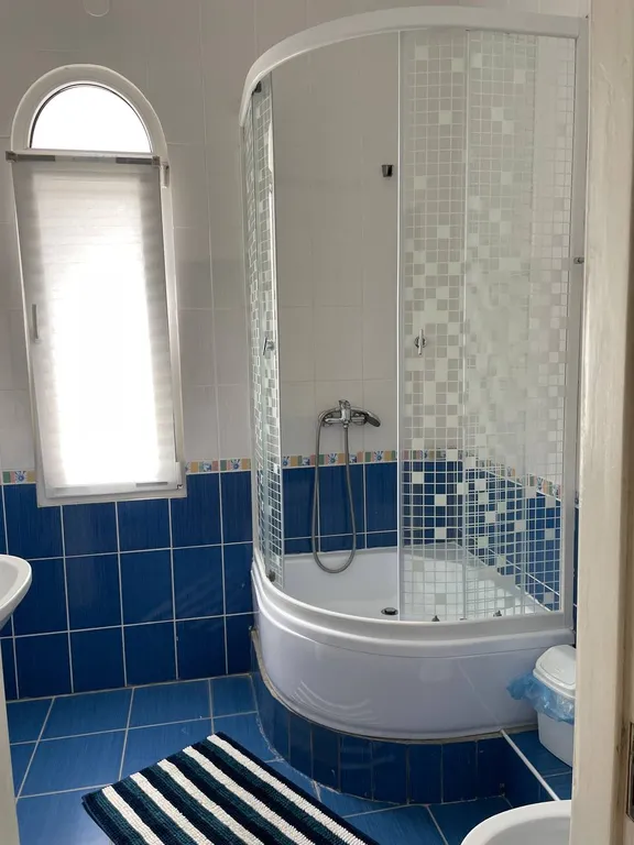 Просторные апартаменты у моря с видовой террасой