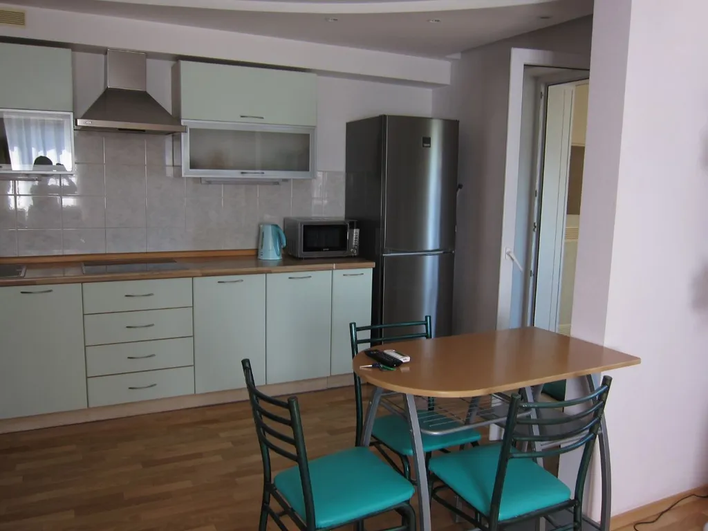 2-комнатная квартира с большой лоджией и видом на море