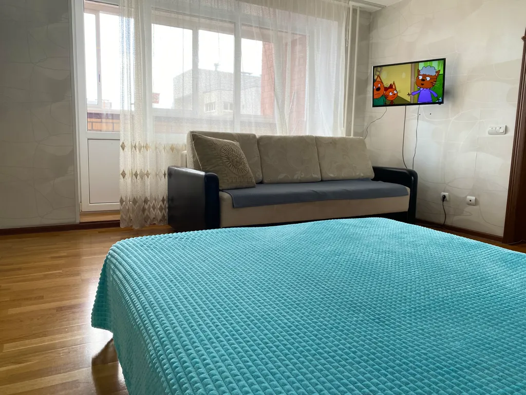 Квартира Отличный вариант — аренда посуточно в Ижевск