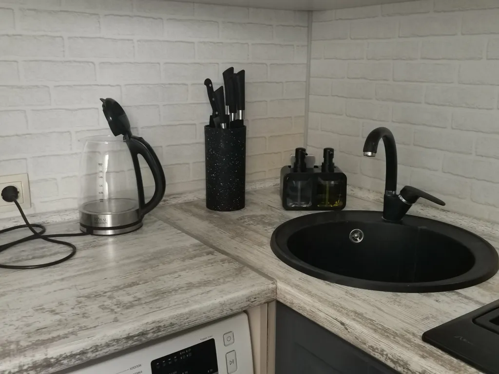 Уютная квартира с видом на горизонт и восход Солнца