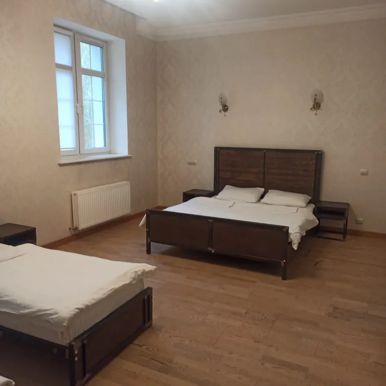 10-комнатный Дом