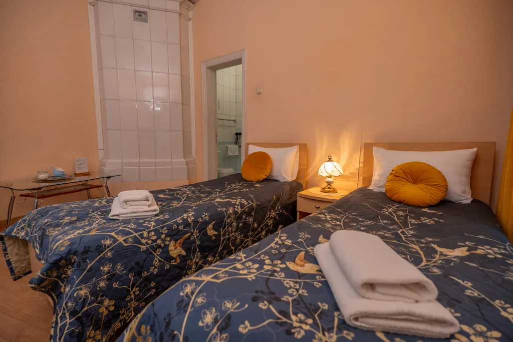 Квартира Квартира 4-местный двухкомнатный "Семейный улучшенный" с балкончиком — Ярославль