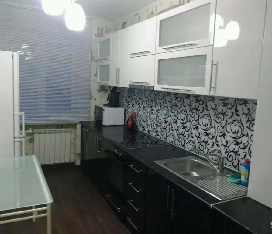 Уютная квартира в тихом районе — аренда посуточно в Троицк