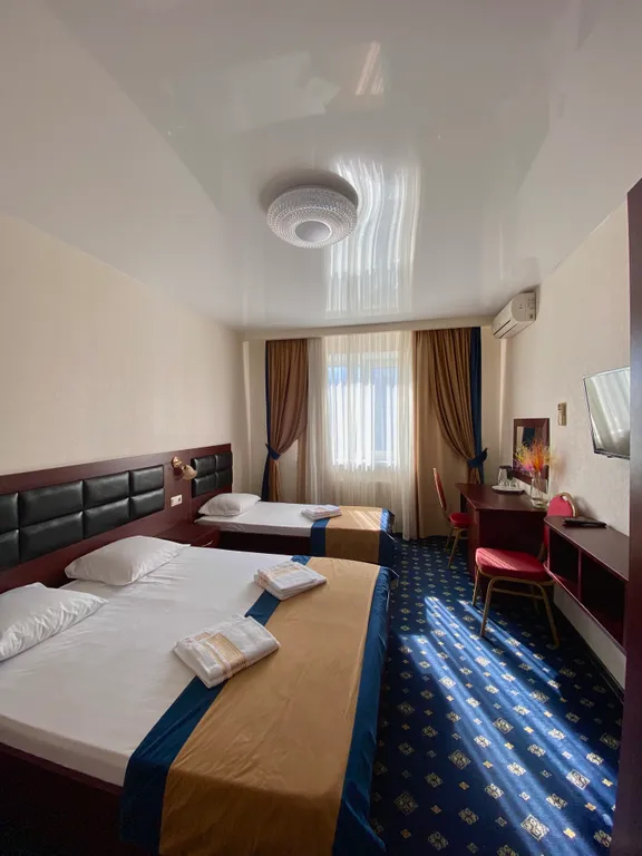 Квартира Трехместный номер Люкс — аренда посуточно в Витязево