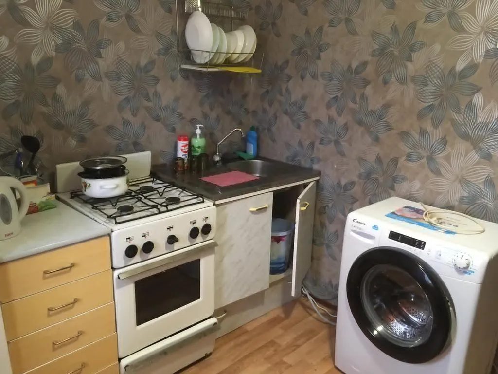 Квартира со свежим ремонтом около субра