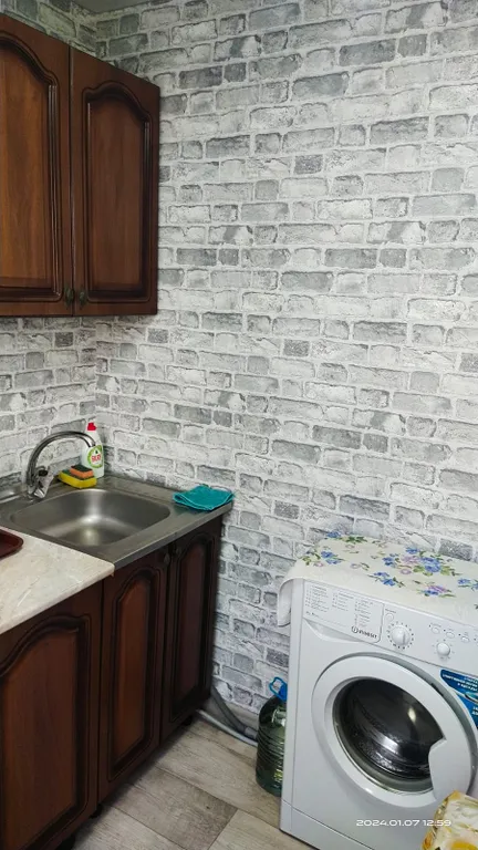 2х комн. квартира  с платной охраняемой парковкой во дворе