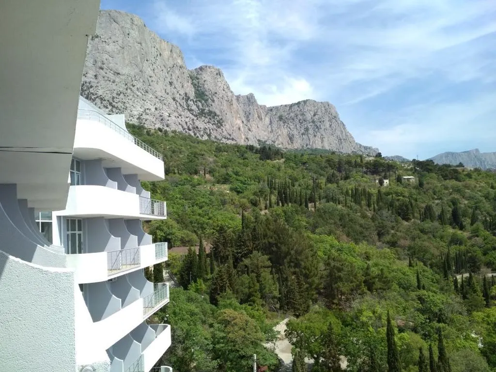 Апартаменты с видом на море и горы