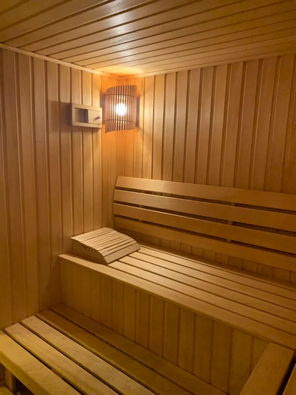 Дом для отдыха в зелёной части города