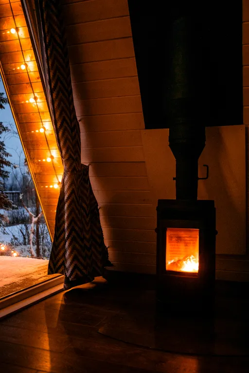 Уютный домик с сауной на берегу реки Dacha Scandi