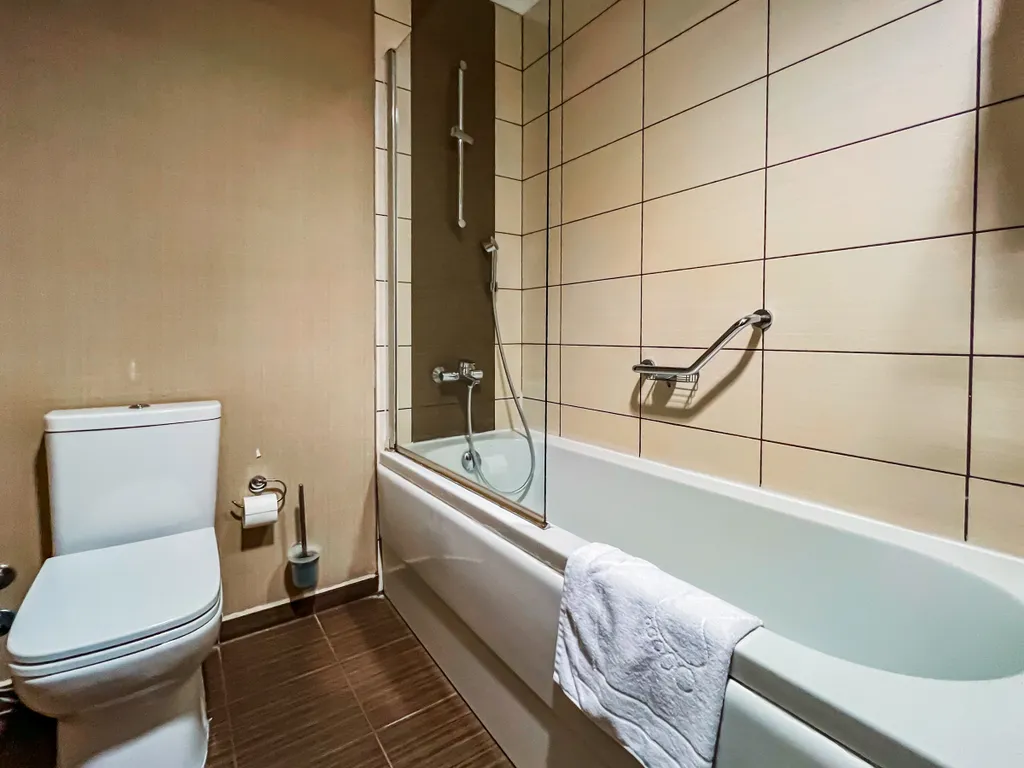 Просторные апартаменты на "набережной Времена года"