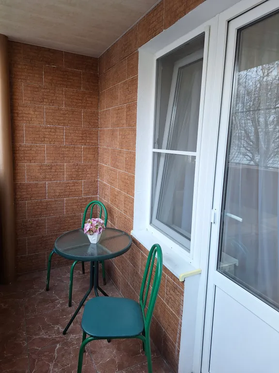 Квартира Квартира Комфорт плюс с террасой четырёхместный номер двуспальной кроватью — Геленджик