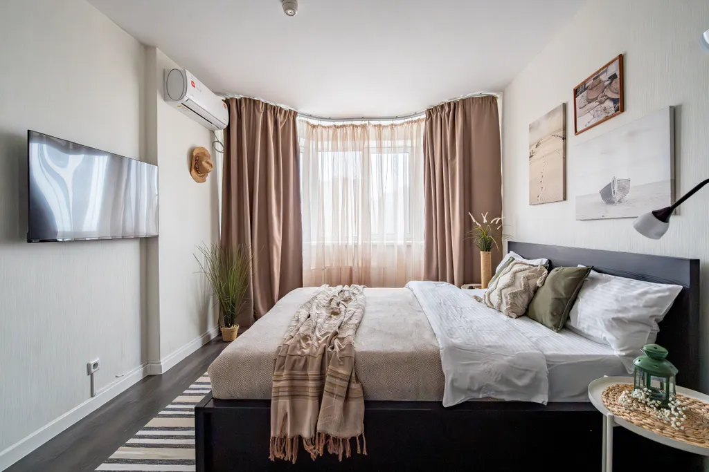 Евродвушка у метро Парнас для 5 || Сатин Хоум апарт