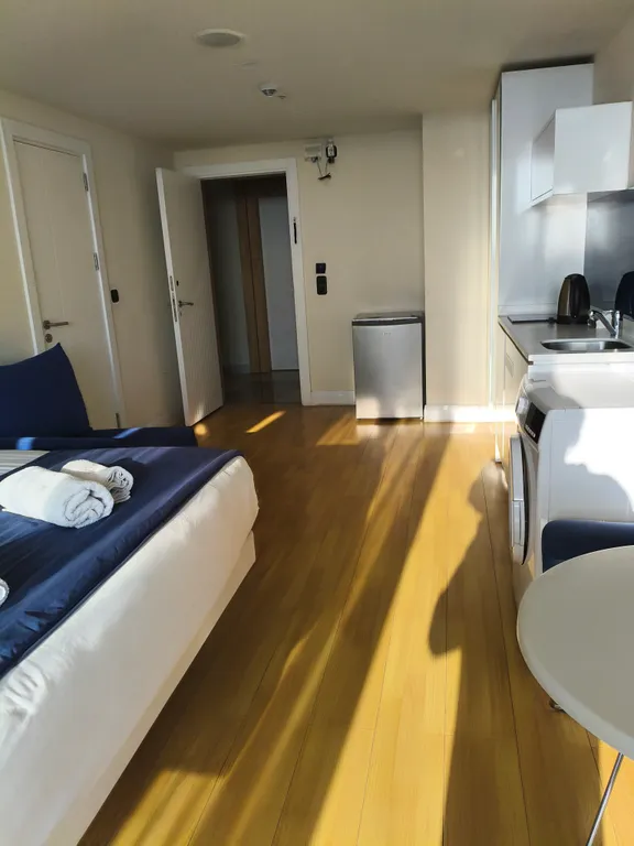 Студия первая линия от моря