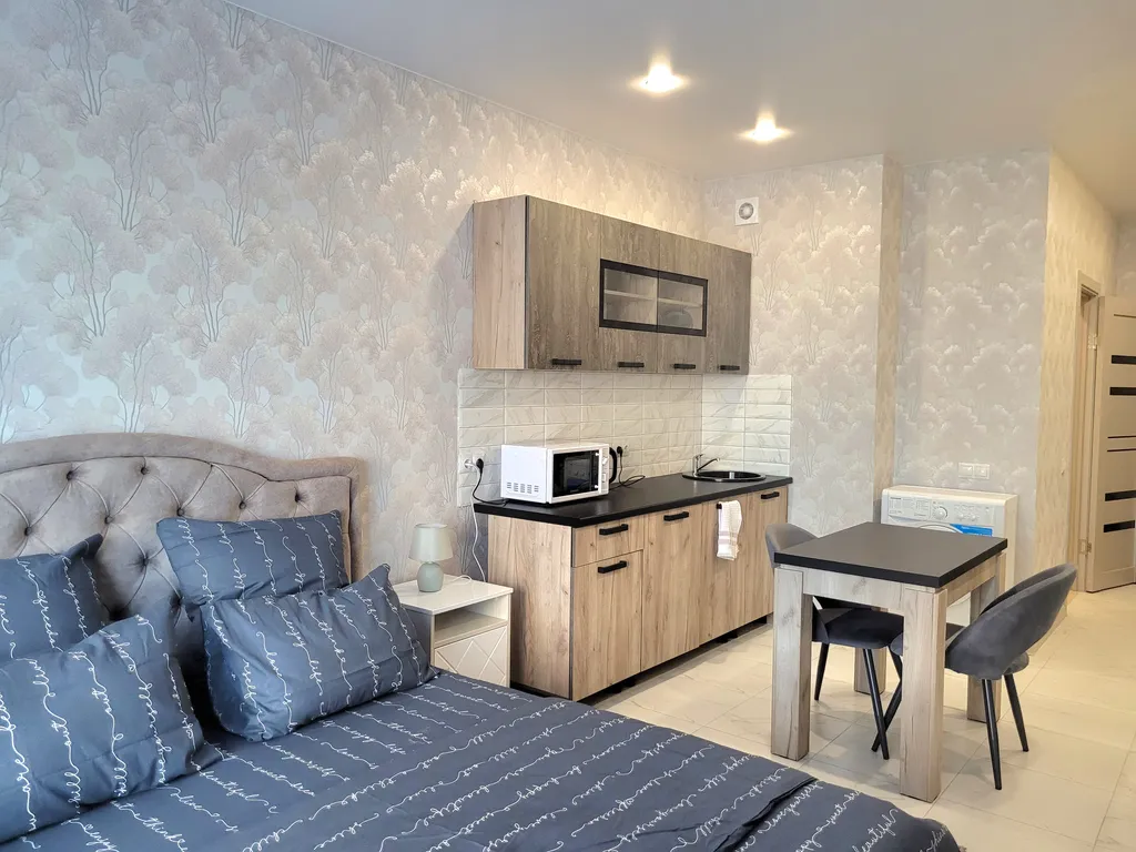 Квартира Квартира Шикарная студия в центре Взлетки — Красноярск