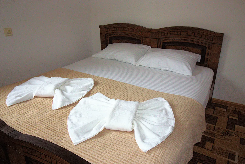 Квартира Комната — аренда посуточно в Лоо