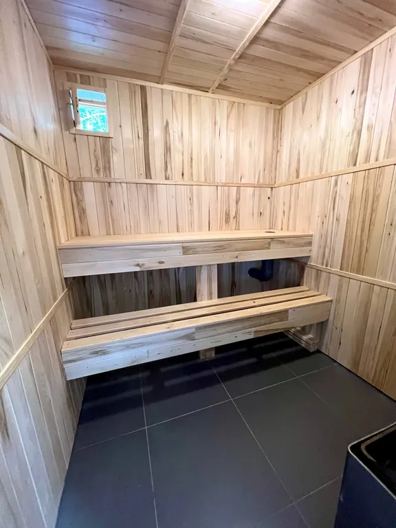 Уютный дом недалеко от города