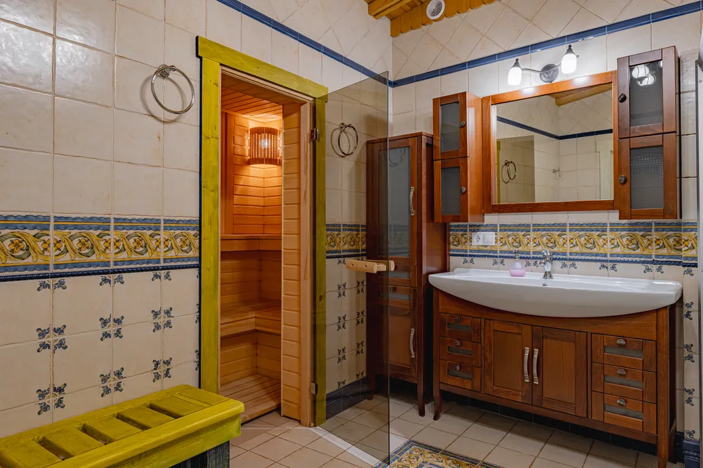 Красивый дом Азазель с сауной и с видом на море и горы