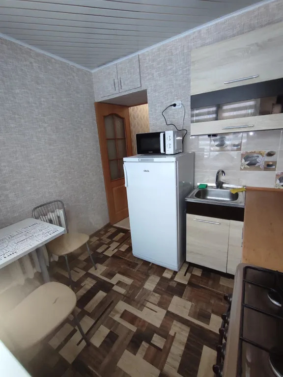 2-х комнатная квартира в районе элеконд