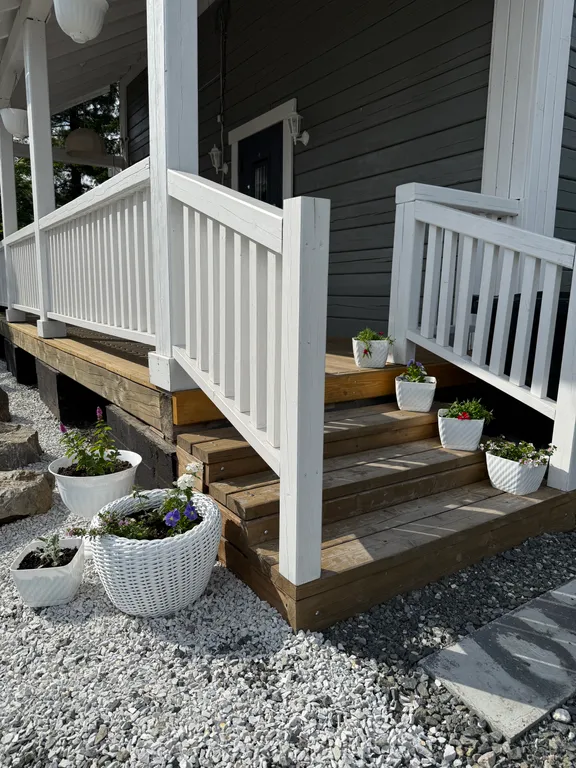 Гостевой дом Добрый Филин с большим летним бассейном и кондиционерами