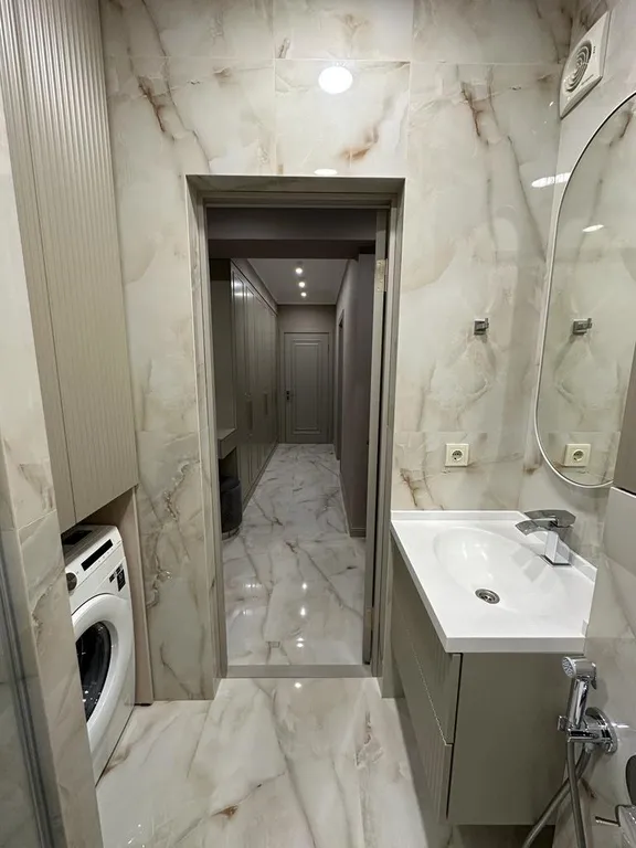 Дизайнерская квартира с видом на фонтан