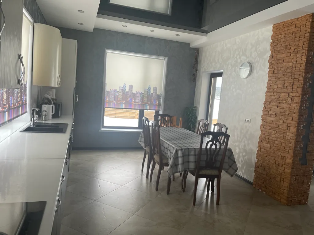 Дом у озера, клевое место