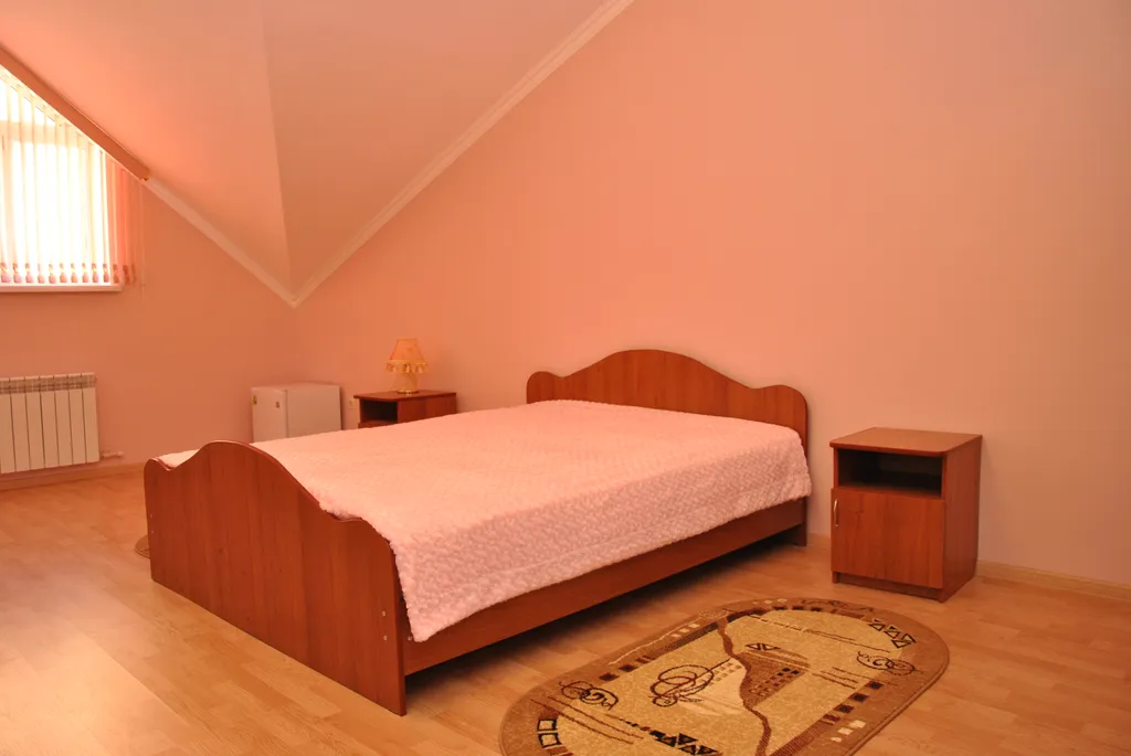 Квартира Комната — аренда посуточно в Орск