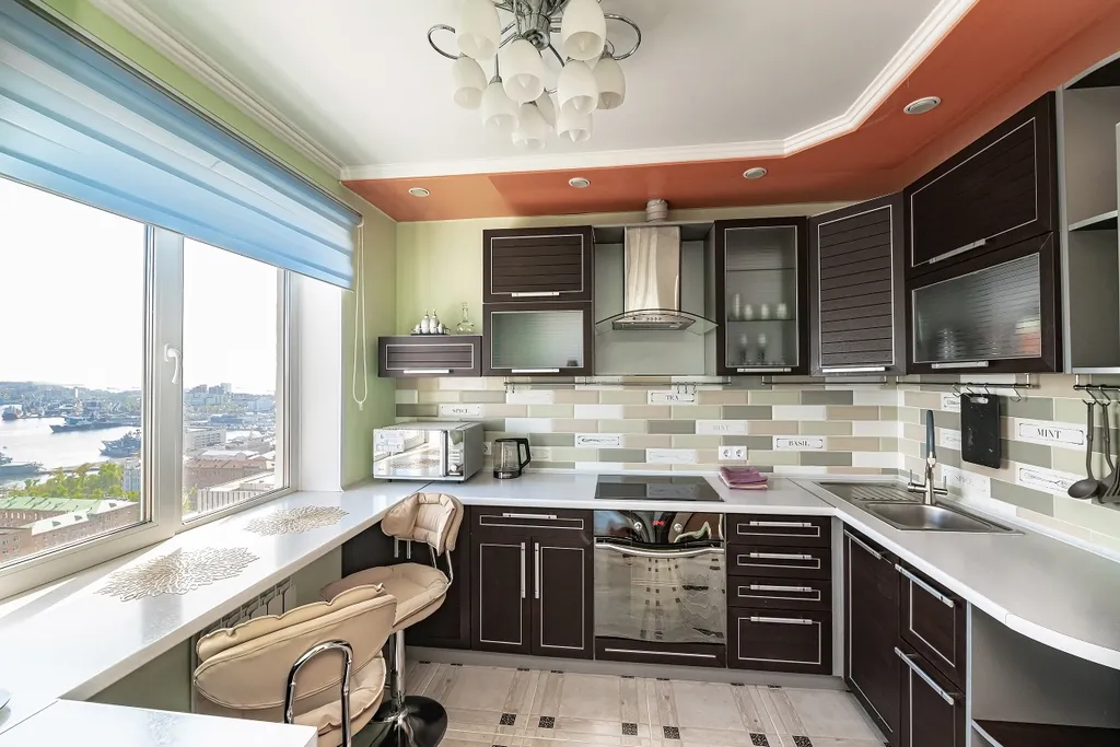 Прекрасная квартира с шикарным видом на мост в центре