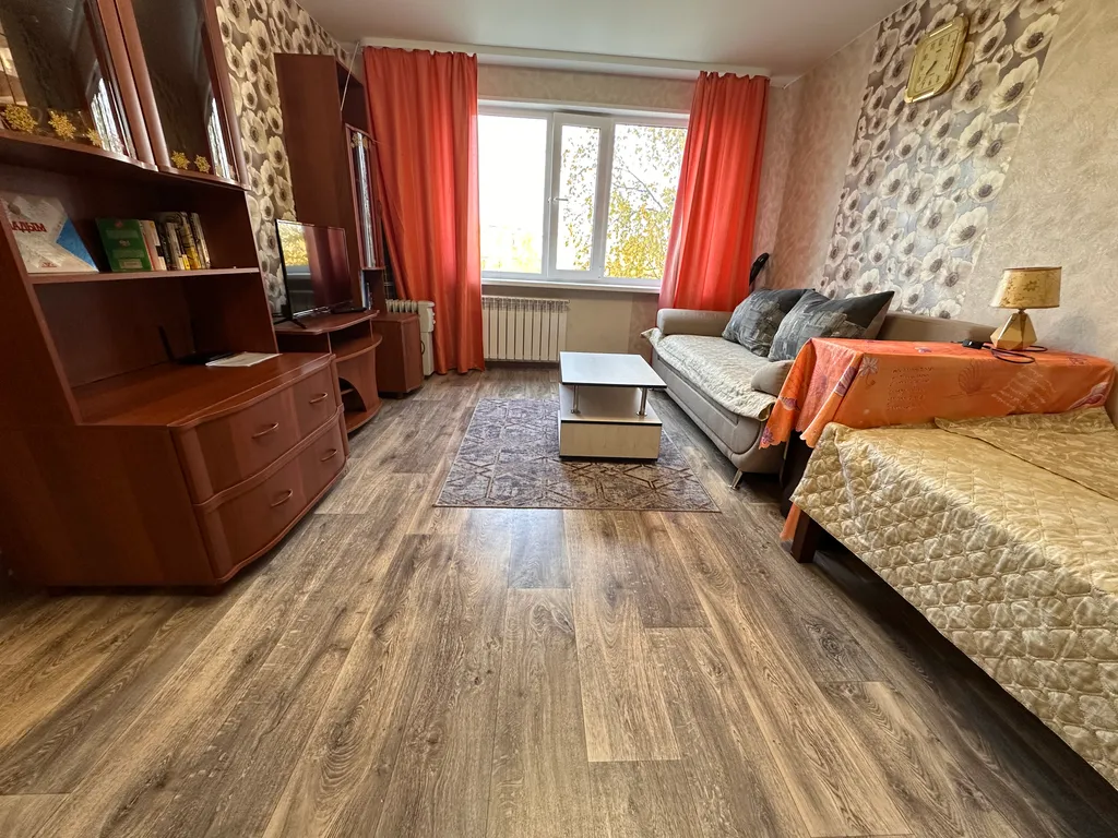 Уютная 1-комнатная квартира — аренда посуточно в Надым